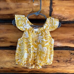 Cropped sleeveless mayoral top size 3T